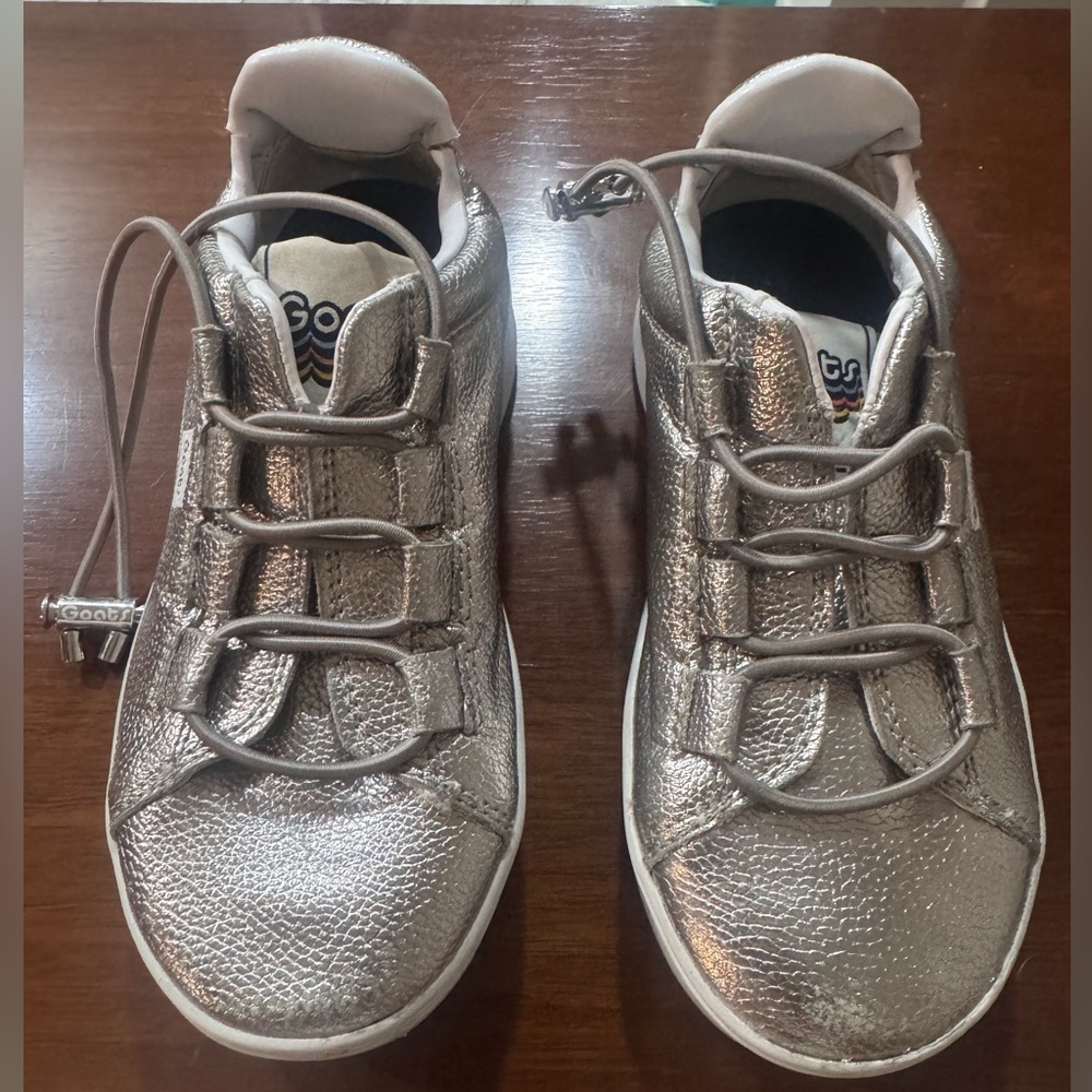 Toddler shoes